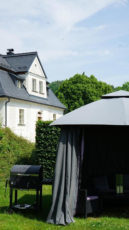 Baroque Chaplain House Kaplanka 1796 A. D. - Historical Luxury Apts In Bohemian Paradise Zelezny Brod Exterior foto